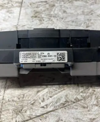 Mercedes-Benz Sprinter W906 Hazard light switch 99907870100 0013368630100