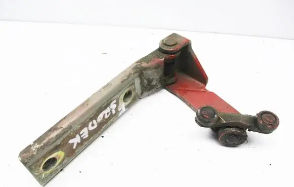 Nissan Serena Sliding door middle roller runner 