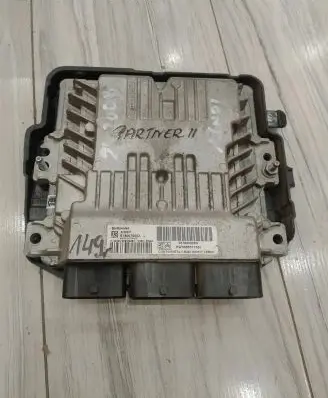 Peugeot Partner Engine control unit/module ECU S180075002L