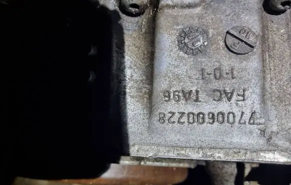 Renault Megane I Automatic gearbox 82200300