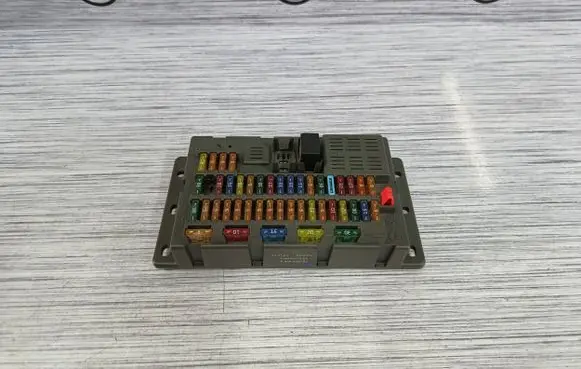 Mini One - Cooper R50 - 53 Fuse module 6906626 61146906626