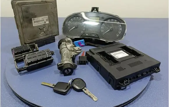 Skoda Fabia Mk2 (5J) Engine control unit/module ECU 03L906023NG