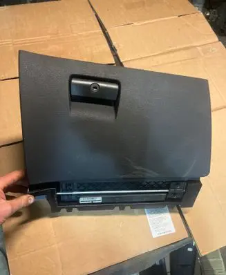 BMW X3 E83 Glove box 291470