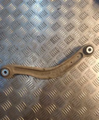 Mercedes-Benz C W204 Rear control arm 20407F12