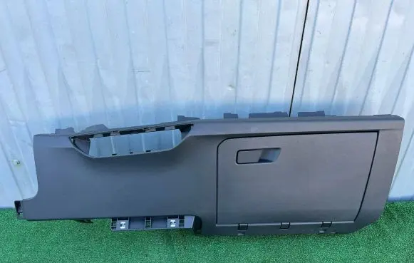 Volkswagen ID.4 Glove box 11B858114A S02793001