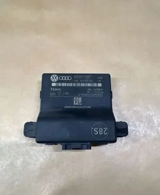 Volkswagen Touran I Gateway control module 1K0907951 1K0907530F