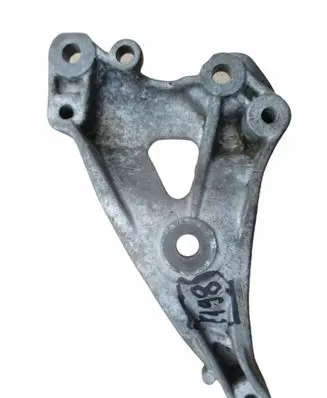 Citroen C4 II A/C compressor mount bracket V758078180