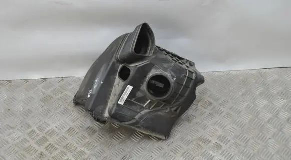 BMW 1 E81 E87 Air filter box AD756717503K 756717503