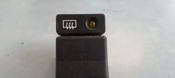 Opel Omega A Windscreen/window heater switch 90213287