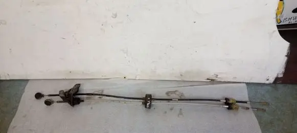 Opel Astra H Gear shift cable linkage 55350266