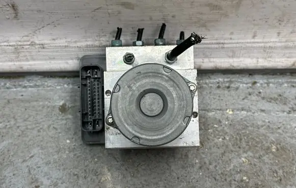 BMW 5 F10 F11 ABS Pump 6856841 6856838 3451685684101