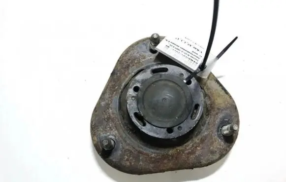 Toyota RAV 4 (XA30) Coil spring mount 