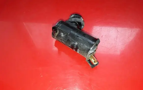 Mitsubishi Pajero Sport I Windscreen/windshield washer pump 8603101260