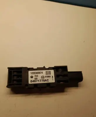 Chrysler 300 - 300C Airbag deployment crash/impact sensor 04671779AC 1220300974 010804