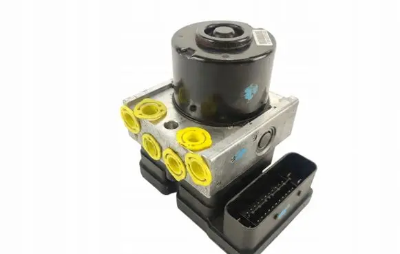 Ford Focus Master brake cylinder BV61-2M110-AE