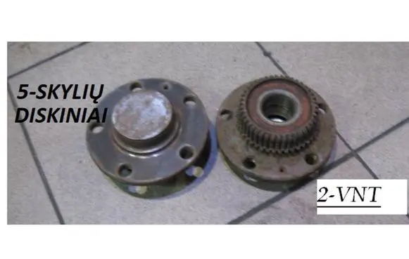 Audi A3 S3 8L Rear wheel hub 5SKYLIDISKINIAI