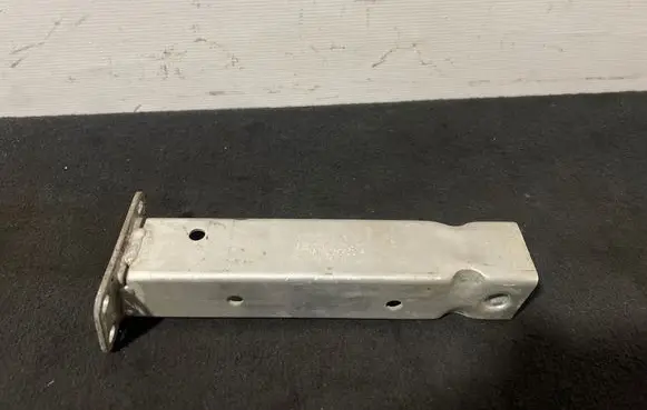 Audi Q7 4M Radiator support slam panel bracket 4m0802038a