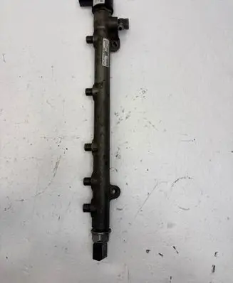 Mercedes-Benz C W204 Fuel main line pipe 9307Z515A A6460700395 9307Z512A