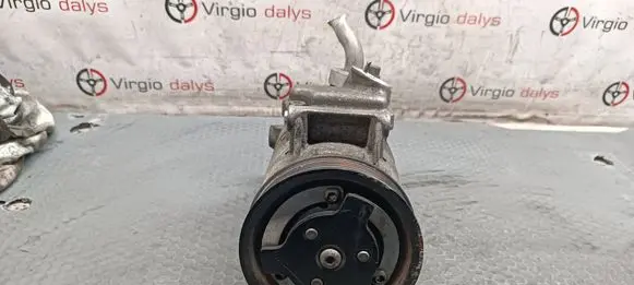 Volkswagen PASSAT B7 Air conditioning (A/C) compressor (pump) 5N0820803E 06022113737D 011405620003