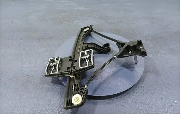 Peugeot 208 II Rear door window regulator with motor 9829045880