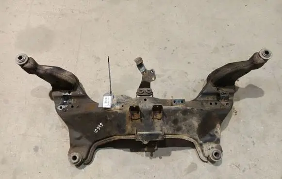 Nissan Almera Tino Front subframe 