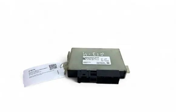 Mercedes-Benz E W213 Reducing agents exhaust control unit A0009011703