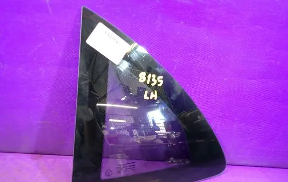 Citroen C3 Rear side window