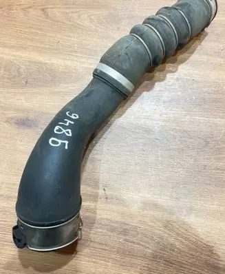 BMW 3 E92 E93 Intercooler hose/pipe 8511739 8511756