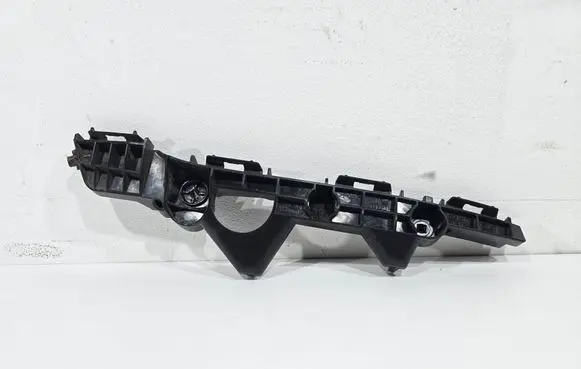 Toyota RAV 4 (XA40) Rear bumper mounting bracket 5215642020