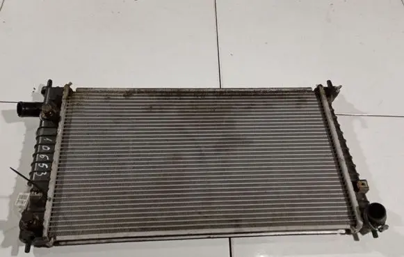 Saab 9-5 Coolant radiator 