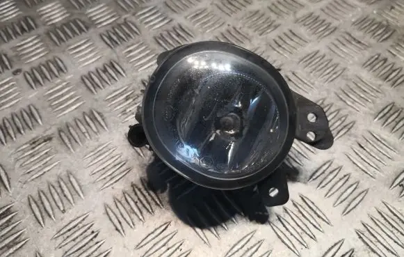 Mercedes-Benz B W245 Front fog light 2518200856 A2518200856