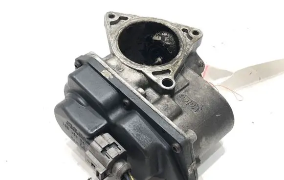 Skoda Octavia Mk2 (1Z) EGR valve 03G131501