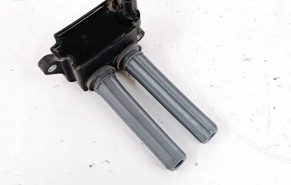 Dodge Durango III High voltage ignition coil 68238603AA