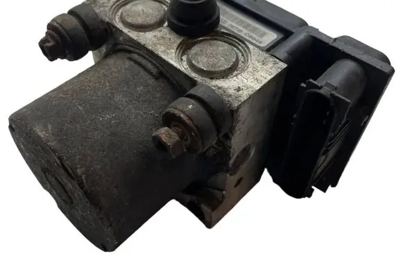 Toyota Avensis T250 ABS Pump 2265100476 0265800382
