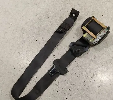 Renault Scenic II - Grand scenic II Middle seatbelt (rear) 8200309224