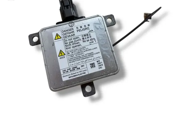 Mazda CX-5 Headlight ballast module Xenon D4SD4R2000H W3T24571144180761