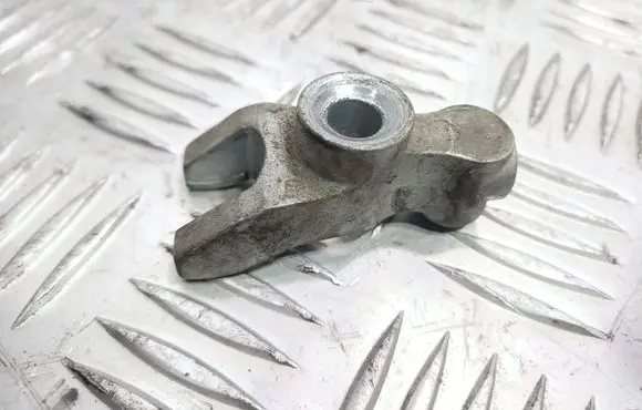 Alfa Romeo 156 Fuel Injector clamp holder
