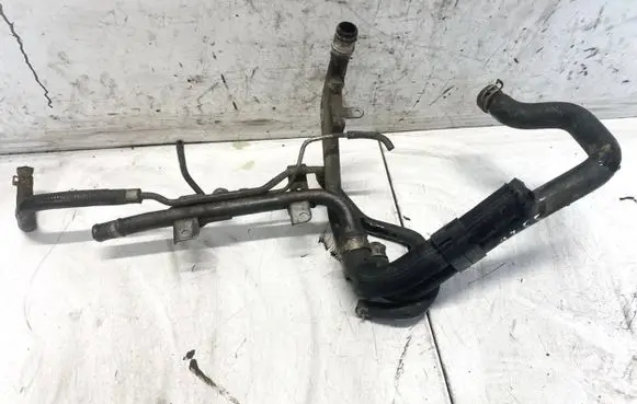 Nissan Pathfinder R51 Engine coolant pipe/hose
