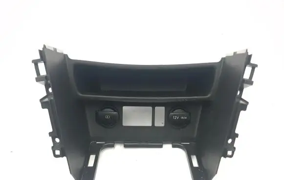 Hyundai Kona I USB socket connector 84680CM300