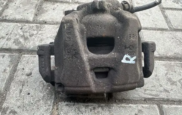 Audi A5 Sportback 8TA Front brake caliper