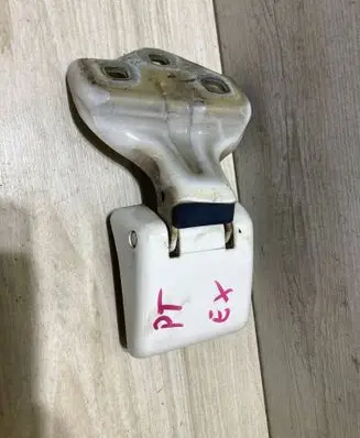Peugeot Expert Rear door upper hinge 9820031980