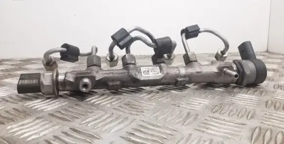 Seat Leon (5F) Fuel pressure regulator 04L089B 04L906054
