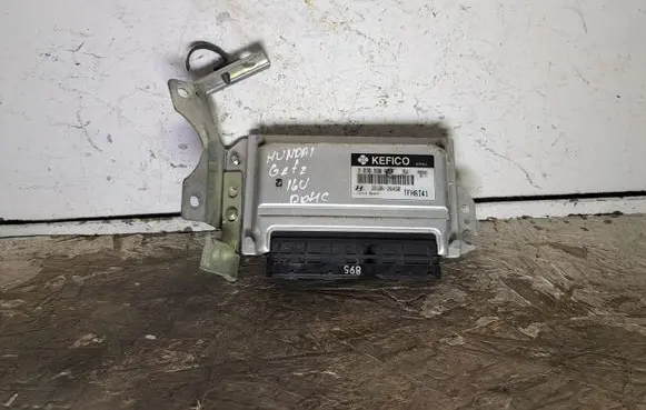 Hyundai Getz Engine control unit/module 3910626450 9030930895F