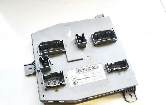 Mercedes-Benz C W205 Comfort/convenience module a2059006822 a2059013904