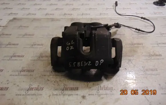 Mercedes-Benz GL X164 Front brake caliper