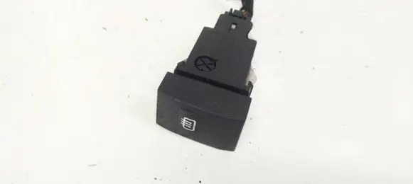KIA Sorento Windscreen/window heater switch 864W030001