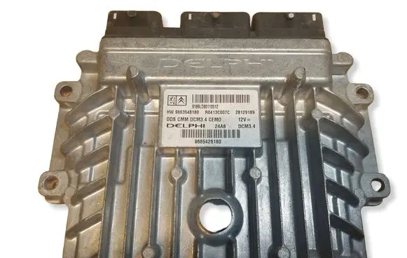 Peugeot 308 SW Engine control unit/module ECU 9665426180 9663548180 R0413C007C
