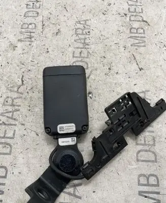 Tesla Model S Rear seatbelt buckle 108593901E