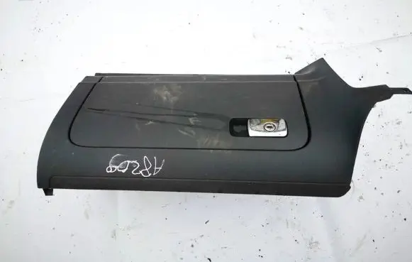 Volkswagen Golf V Glove box 1k1857290