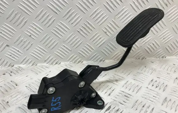 Lexus IS 220D-250-350 Accelerator throttle pedal 7811133020 7811053010